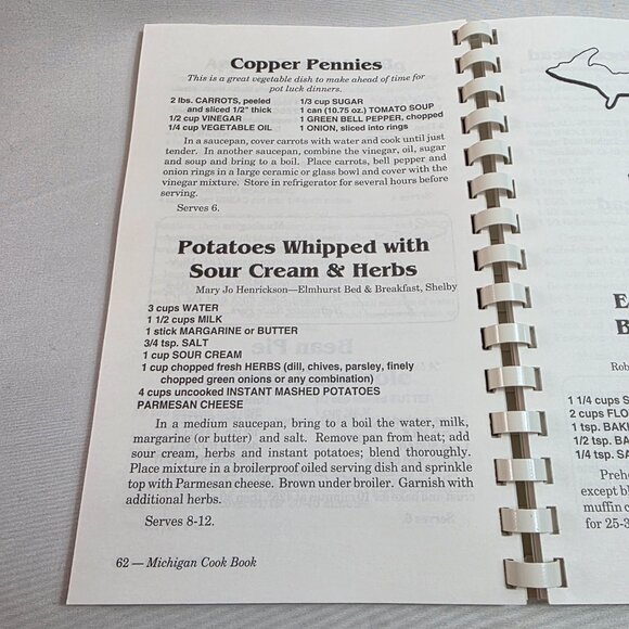 1999 Michigan Cookbook Compiled by Donna Goodrich Softcover Spiral Bound - Picture 13 of 14